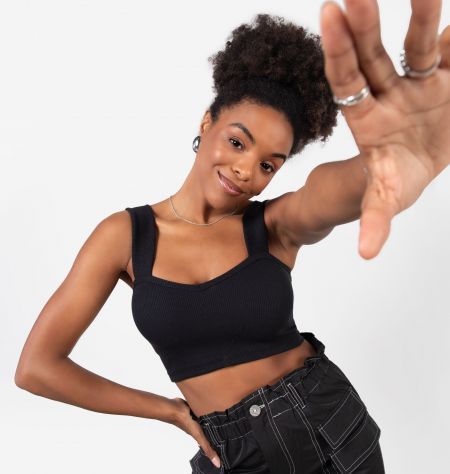 Cropped Com Decote Coração Em Ribana