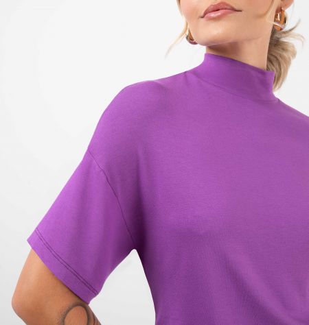 Blusa Gola Alta Ampla